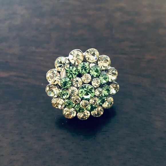 Peridot Rhinestone Crystal Bling Statement Costume Ring - Picture 1 of 4